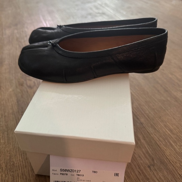 Maison Margiela Tabi Ballerina Flats - Picture 12 of 16